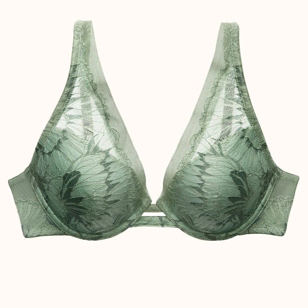 Petal Lace Plunge Bar